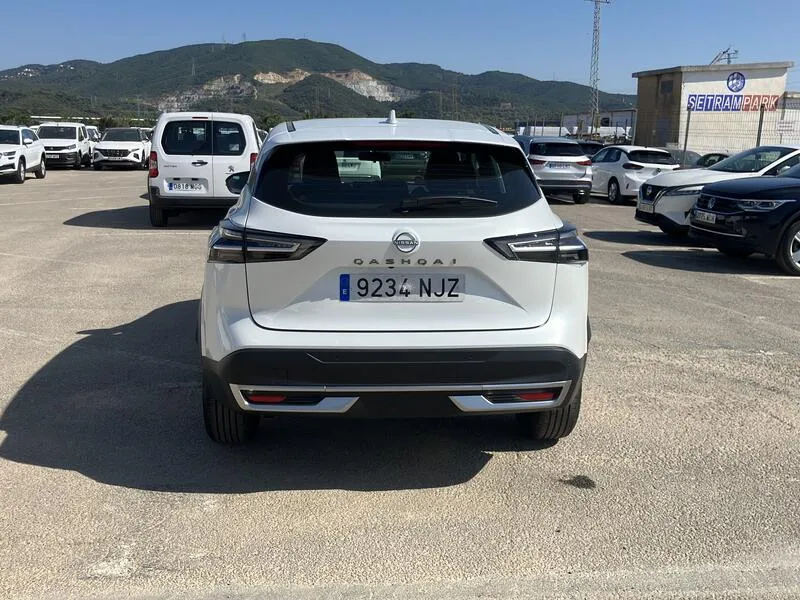 Nissan Qashqai DIG-T mHEV 4x2 Acenta - foto 5