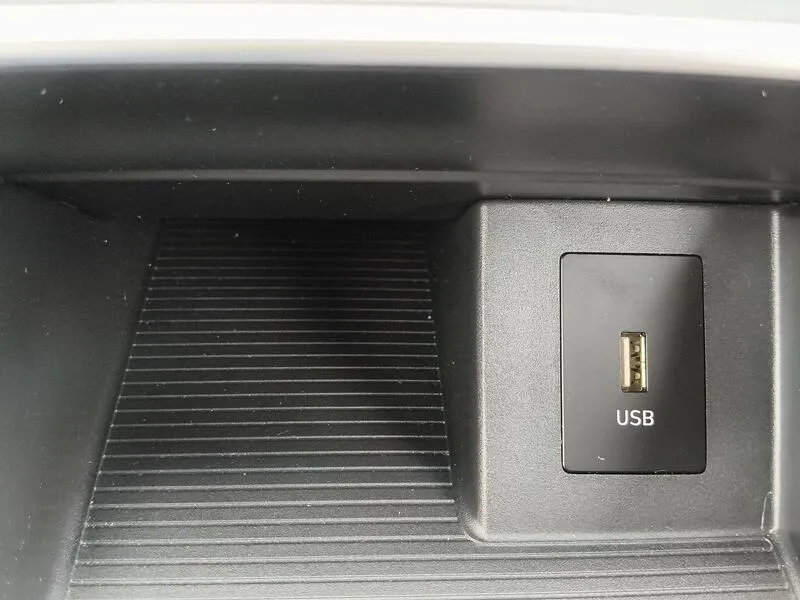 Hyundai Kona EV Maxx - foto 38