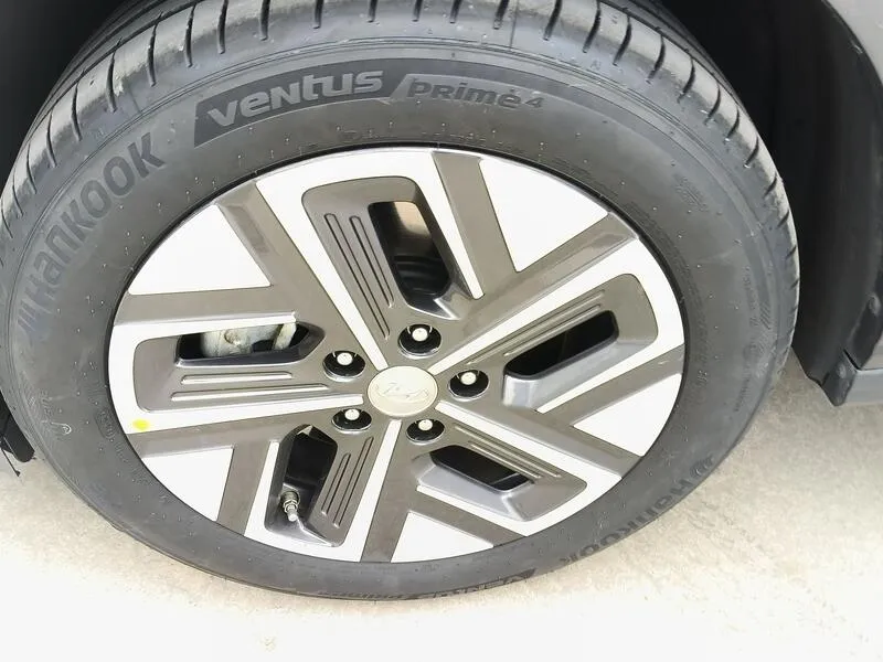 Hyundai Kona EV Maxx - foto 11