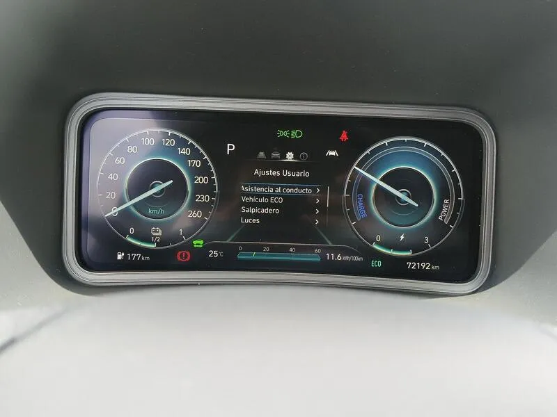 Hyundai Kona EV Maxx - foto 33