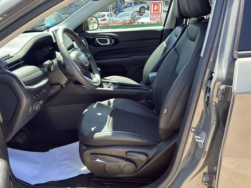 Jeep Compass 1.3 PHEV Limited AWD - foto 35