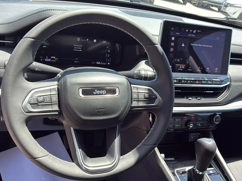 Jeep Compass 1.3 PHEV Limited AWD - foto 36