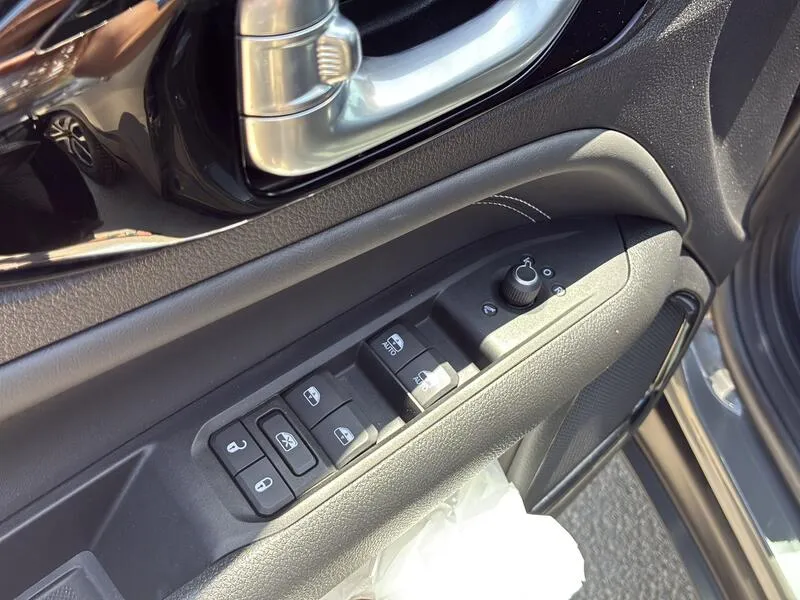 Jeep Compass 1.3 PHEV Limited AWD - foto 34