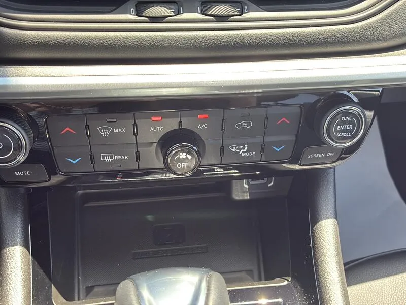 Jeep Compass 1.3 PHEV Limited AWD - foto 40