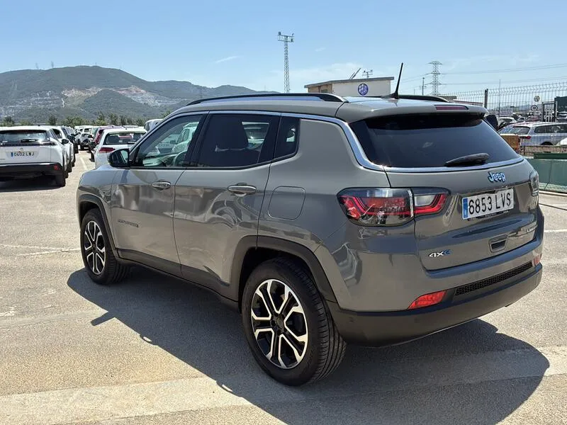 Jeep Compass 1.3 PHEV Limited AWD - foto 4
