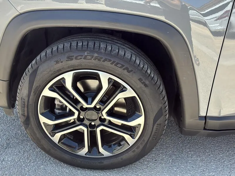 Jeep Compass 1.3 PHEV Limited AWD - foto 32
