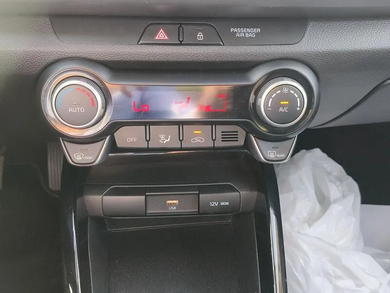 Kia Rio 1.0 T-GDi MHEV iMT Drive - foto 37
