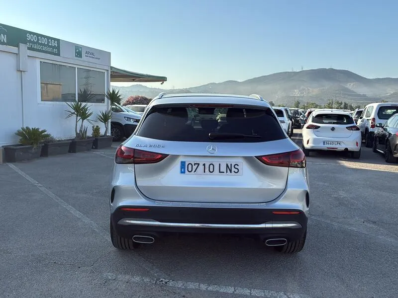 Mercedes-Benz GLA Clase 200 d AMG Line AT8 - foto 5