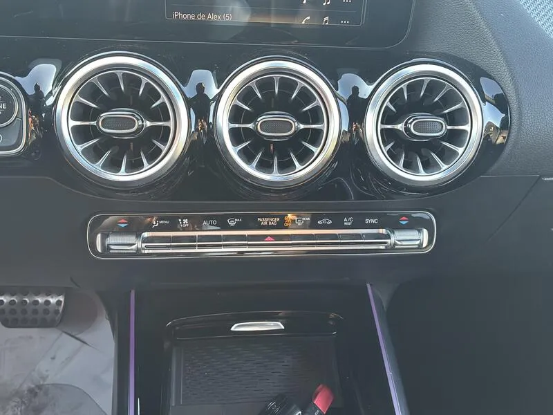 Mercedes-Benz GLA Clase 200 d AMG Line AT8 - foto 42