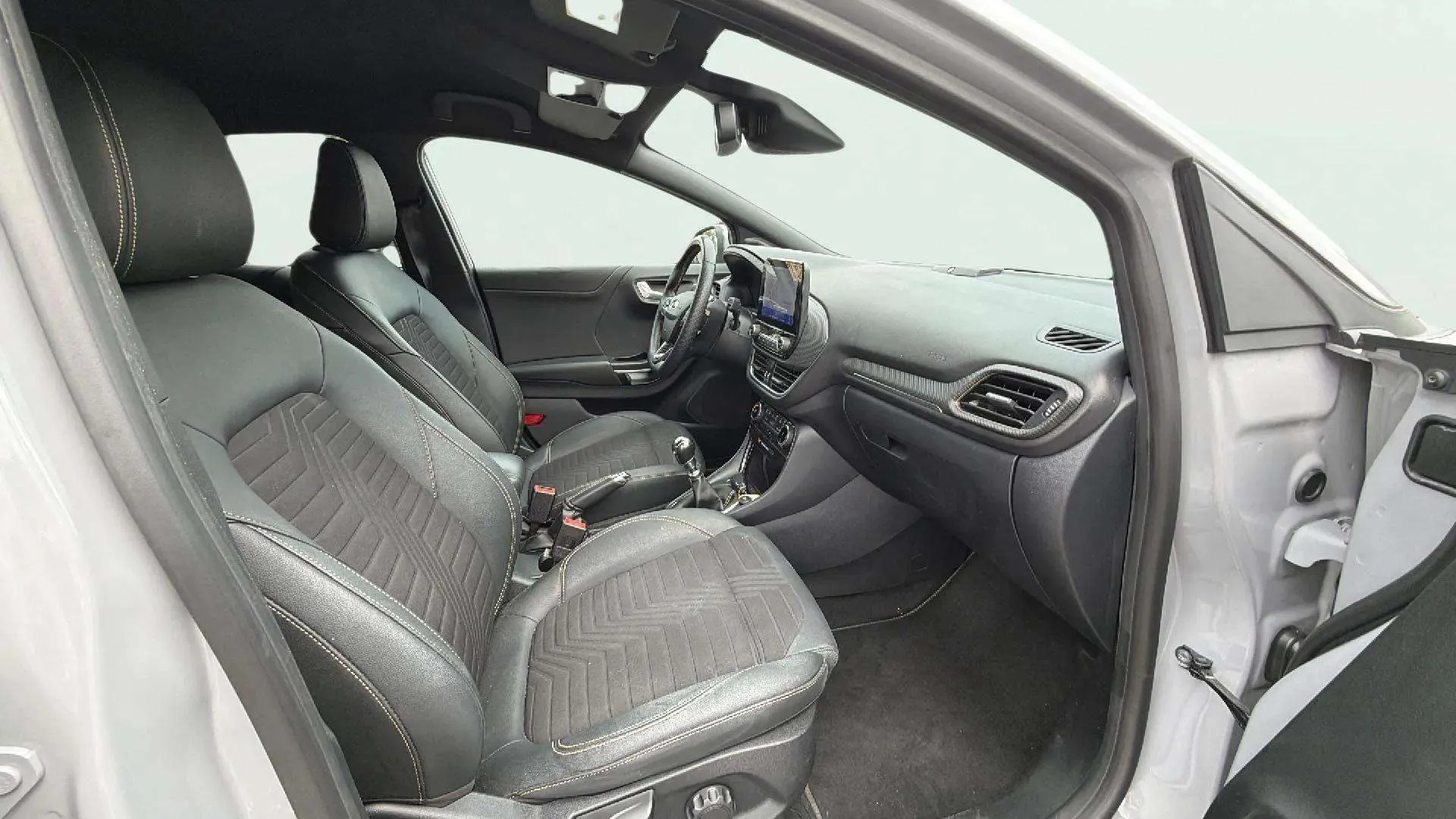 Ford Puma 1.0 EcoBoost ST-Line MHEV - foto 20