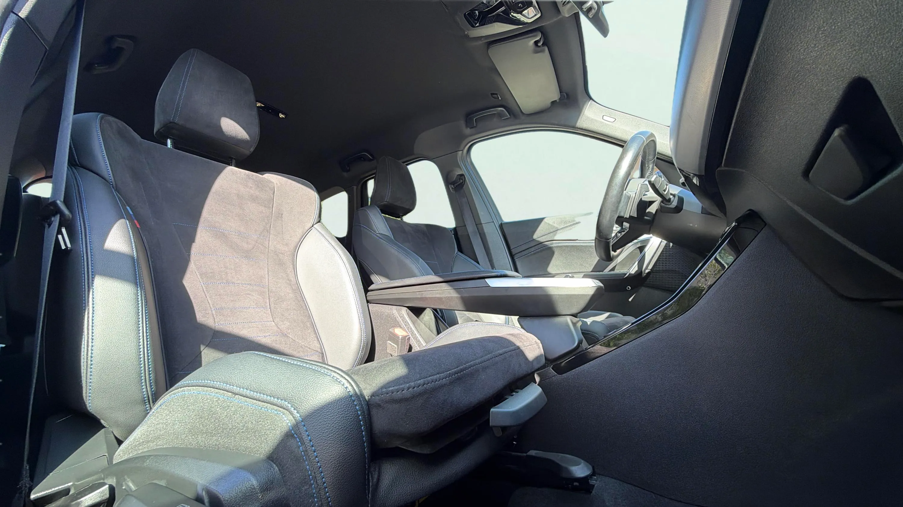 BMW X1 sDrive18d - foto 12