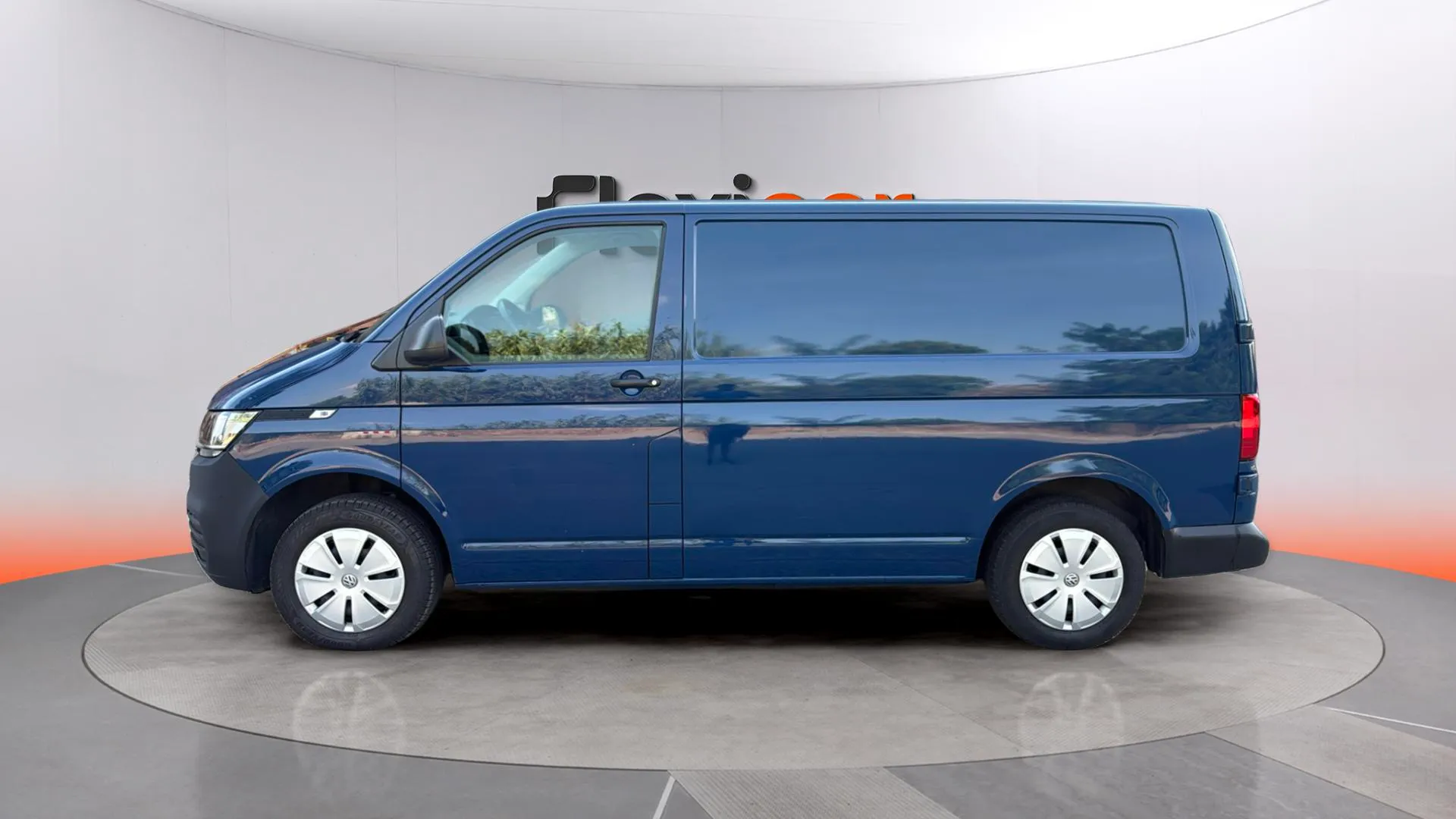 Volkswagen Transporter Furgón Corto TN 2.0 TDI - foto 4
