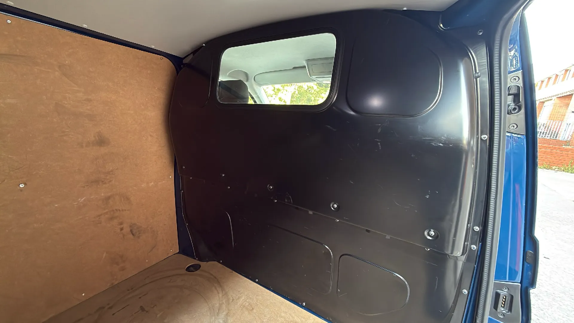 Volkswagen Transporter Furgón Corto TN 2.0 TDI - foto 22