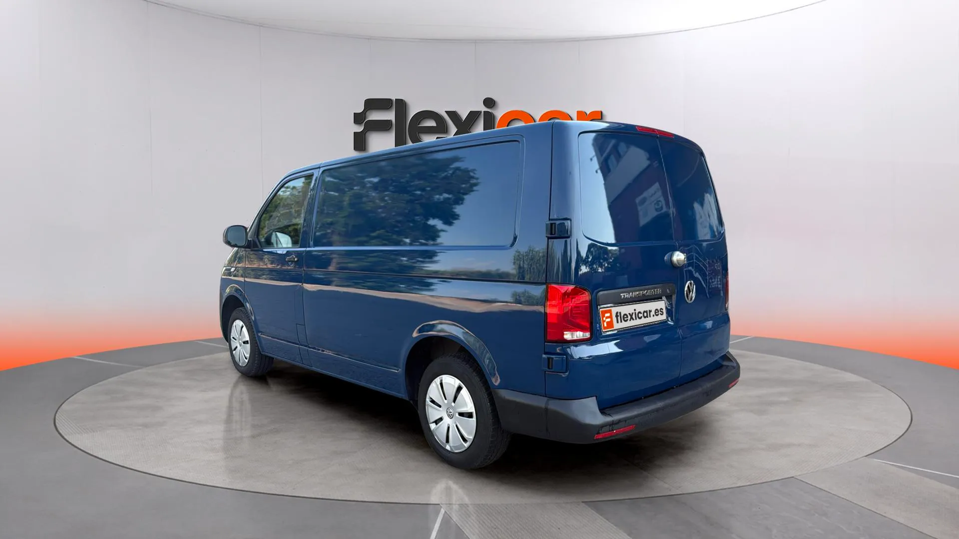 Volkswagen Transporter Furgón Corto TN 2.0 TDI - foto 5