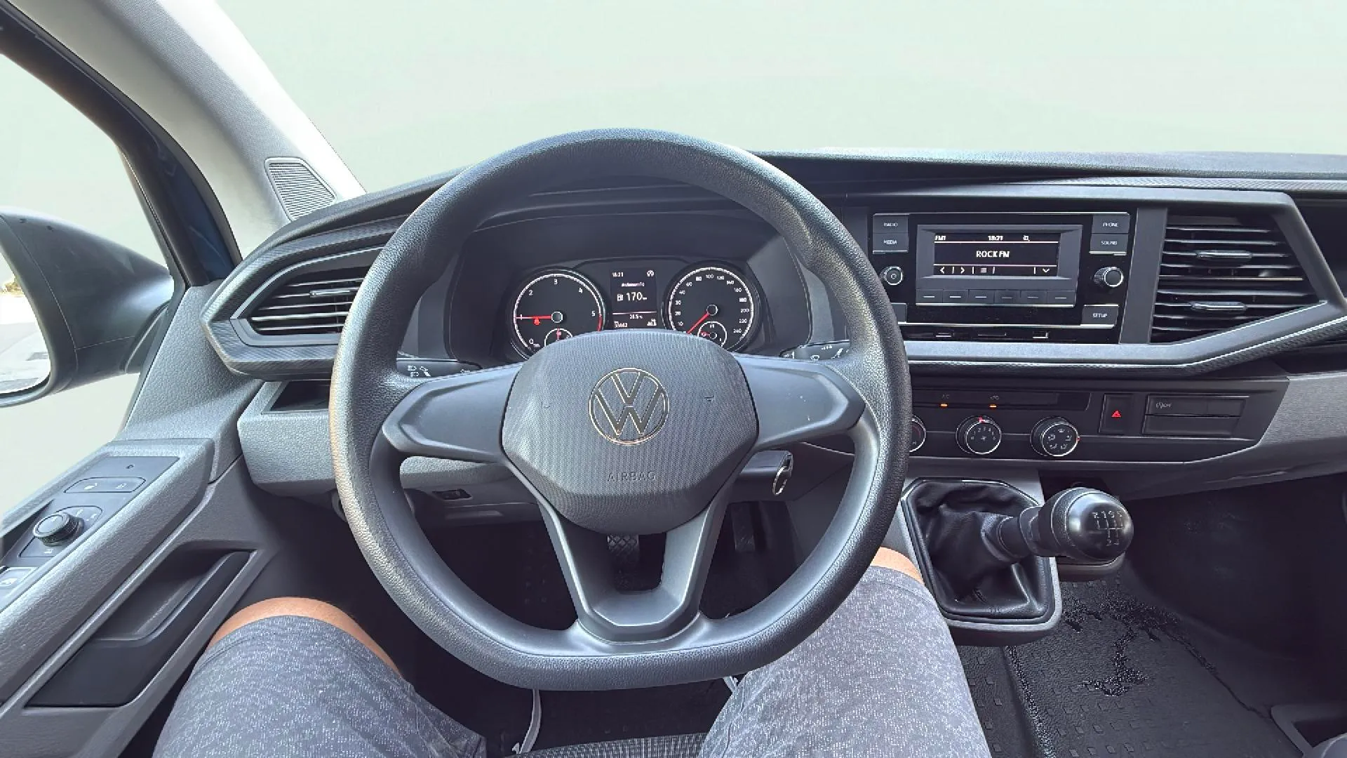 Volkswagen Transporter Furgón Corto TN 2.0 TDI - foto 8