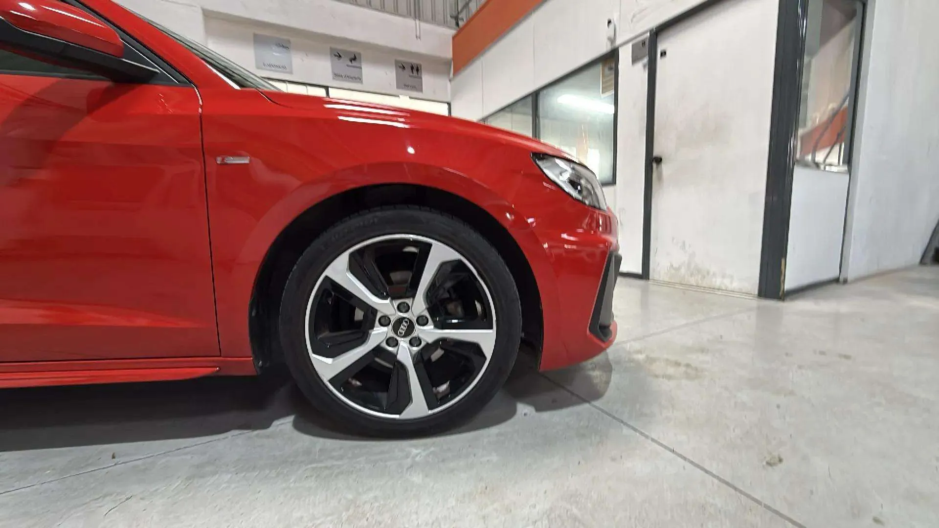 Audi A1 Sportback Adrenalin 30 TFSI S tron - foto 24
