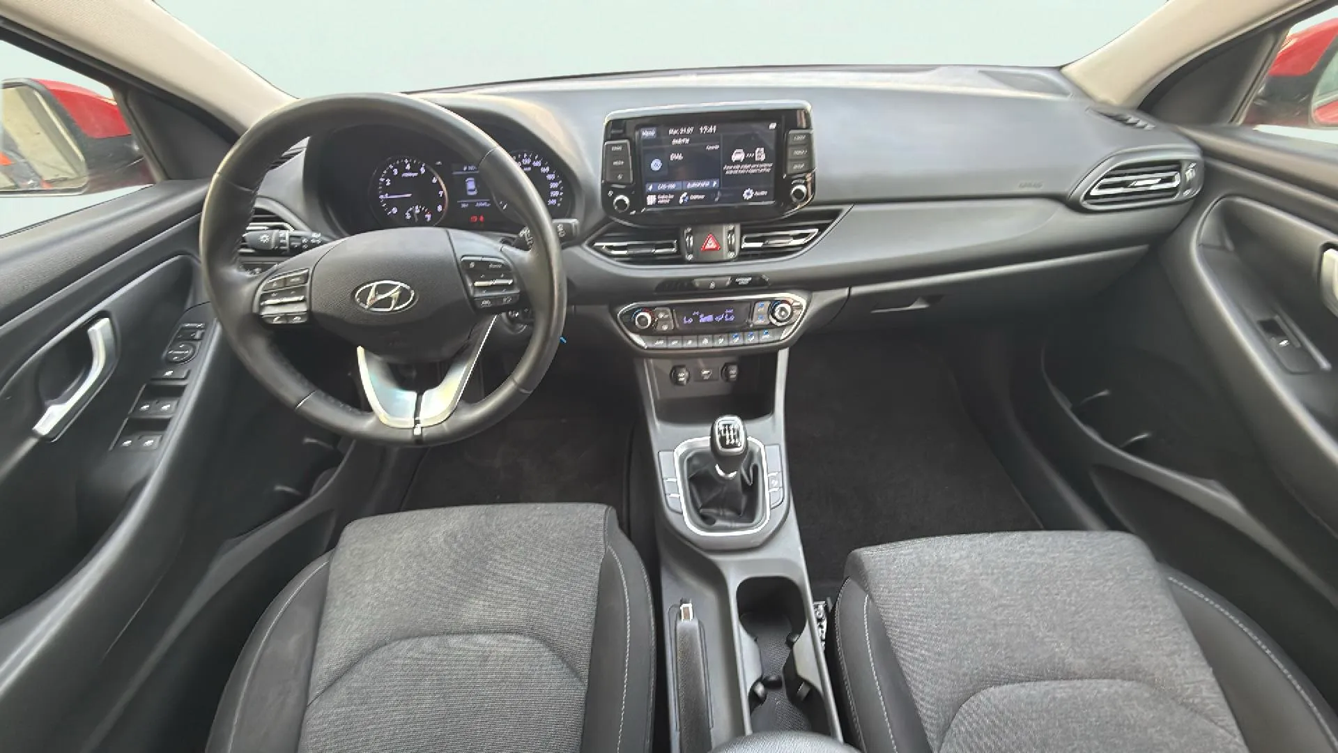 Hyundai i30 1.5 DPI Essence - foto 16
