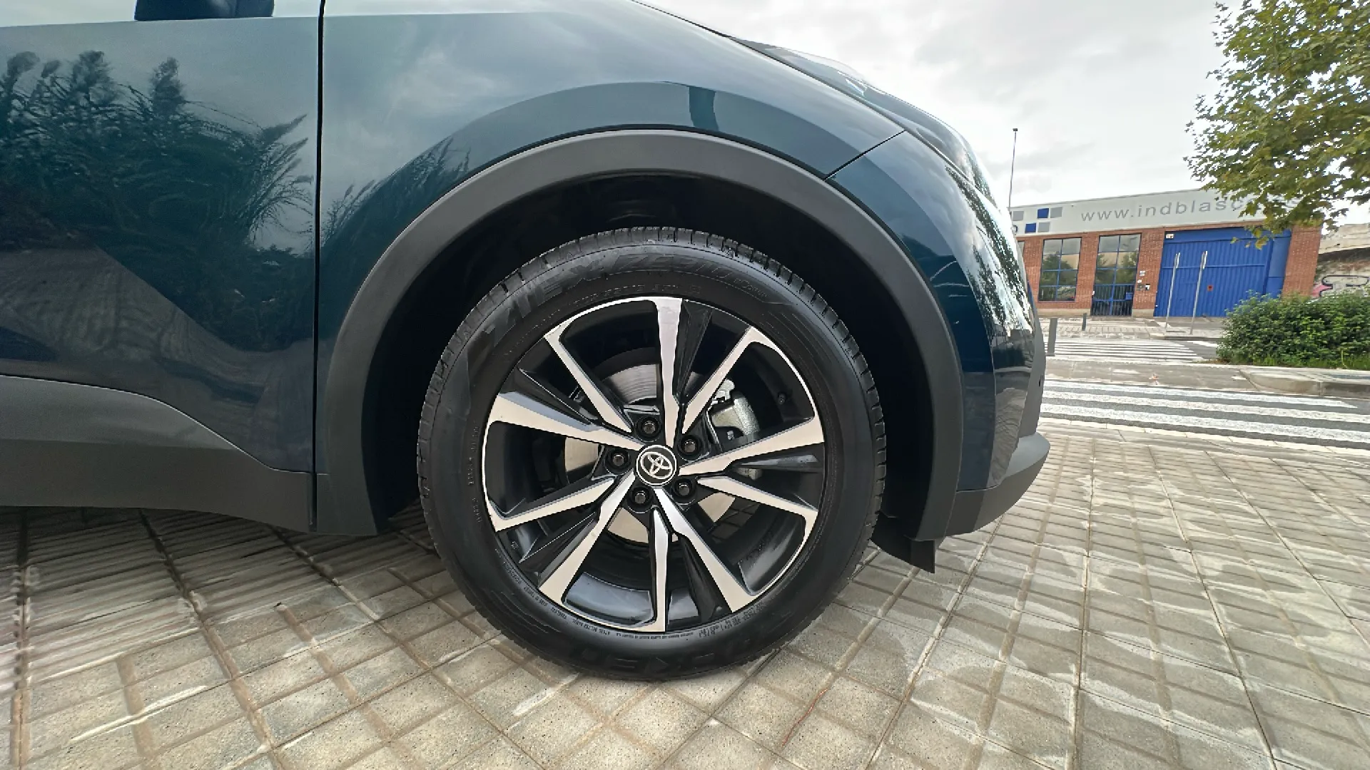 Toyota C-HR 1.8 140H Advance - foto 14