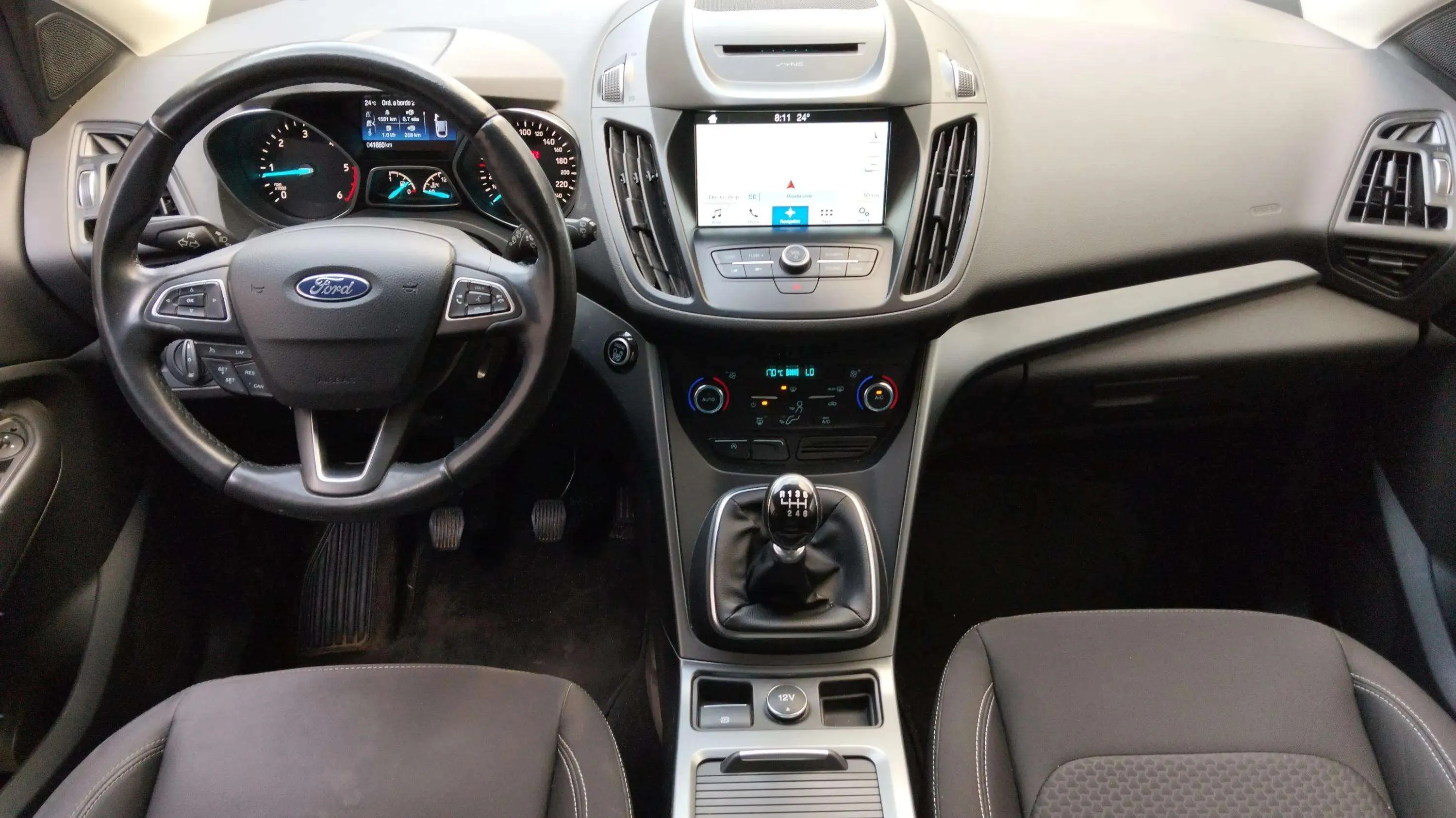 Ford Kuga 1.5 TDCi 120 4x2 A-S-S Trend - foto 11