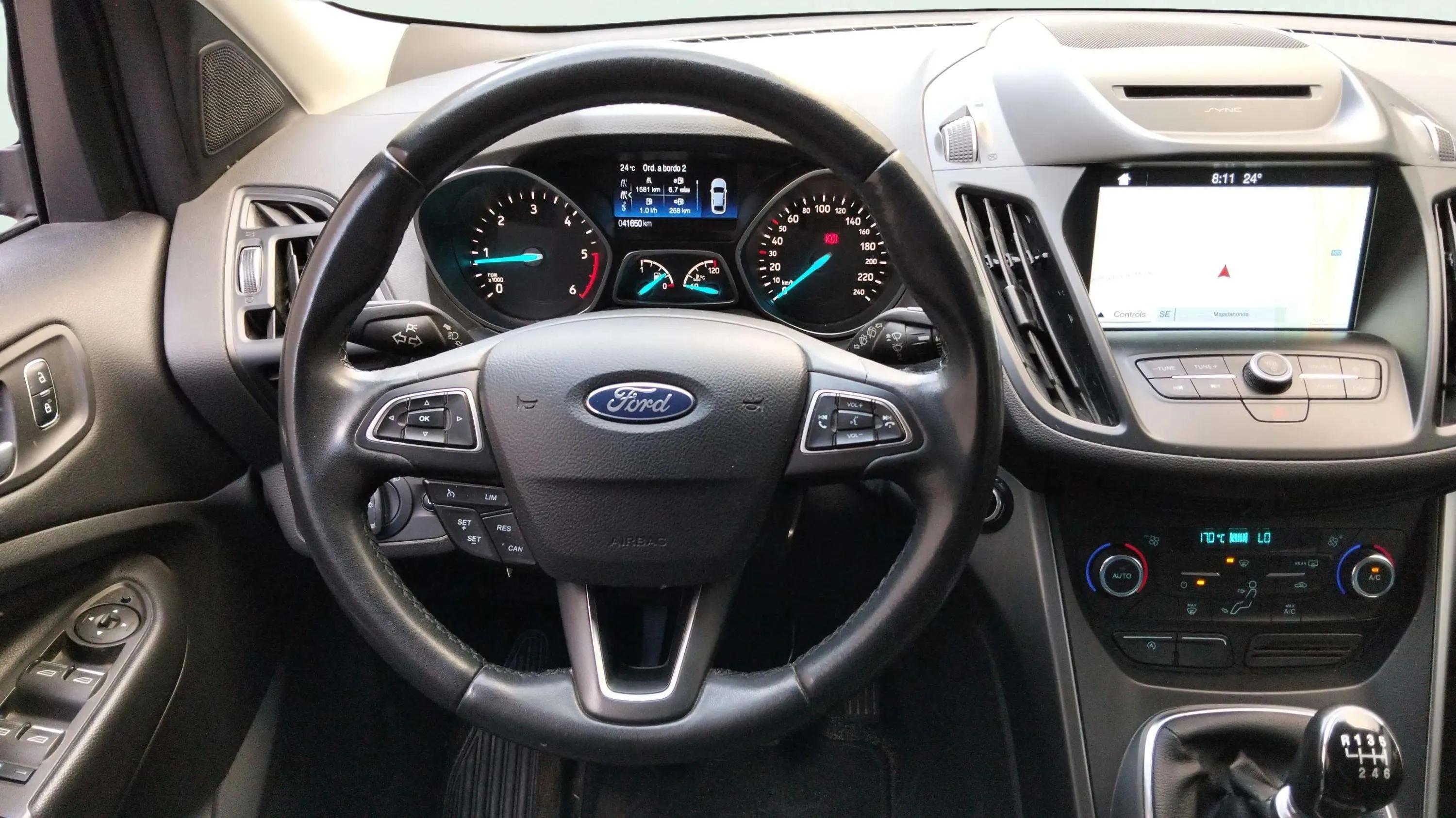 Ford Kuga 1.5 TDCi 120 4x2 A-S-S Trend - foto 14