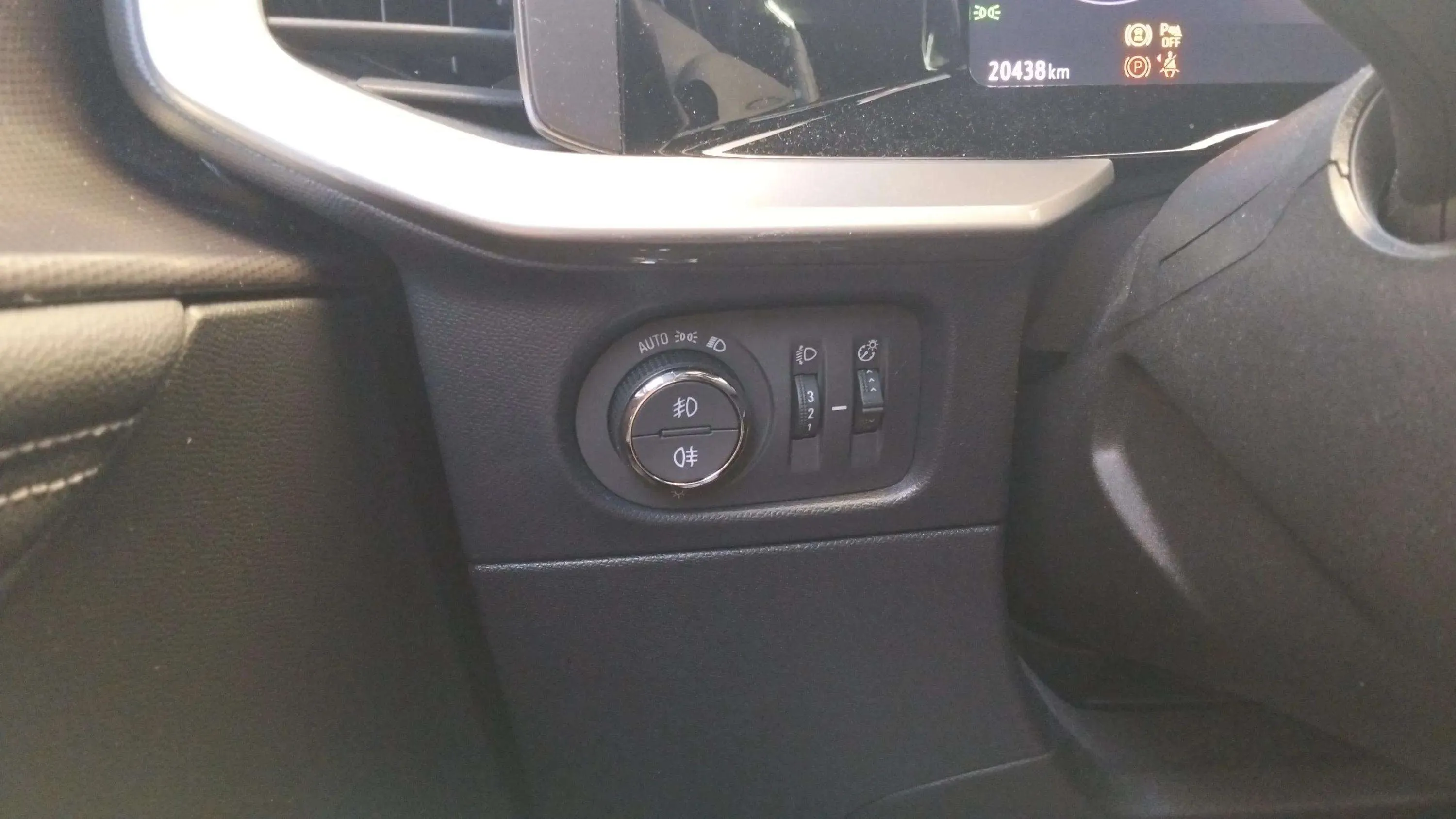 Opel Mokka 1.2 T Black Edition - foto 17