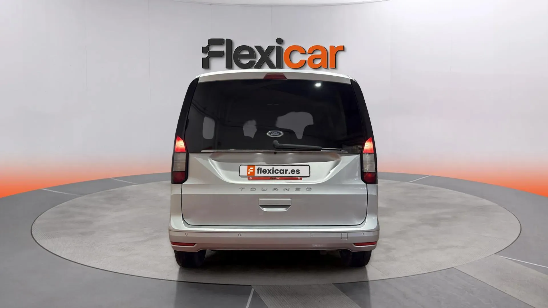 Ford Tourneo Connect 1.5 EcoBoost Titanium - foto 4