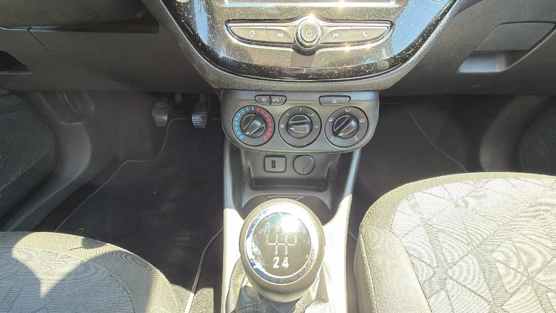 Opel Corsa 1.4 120 Aniversario - foto 12