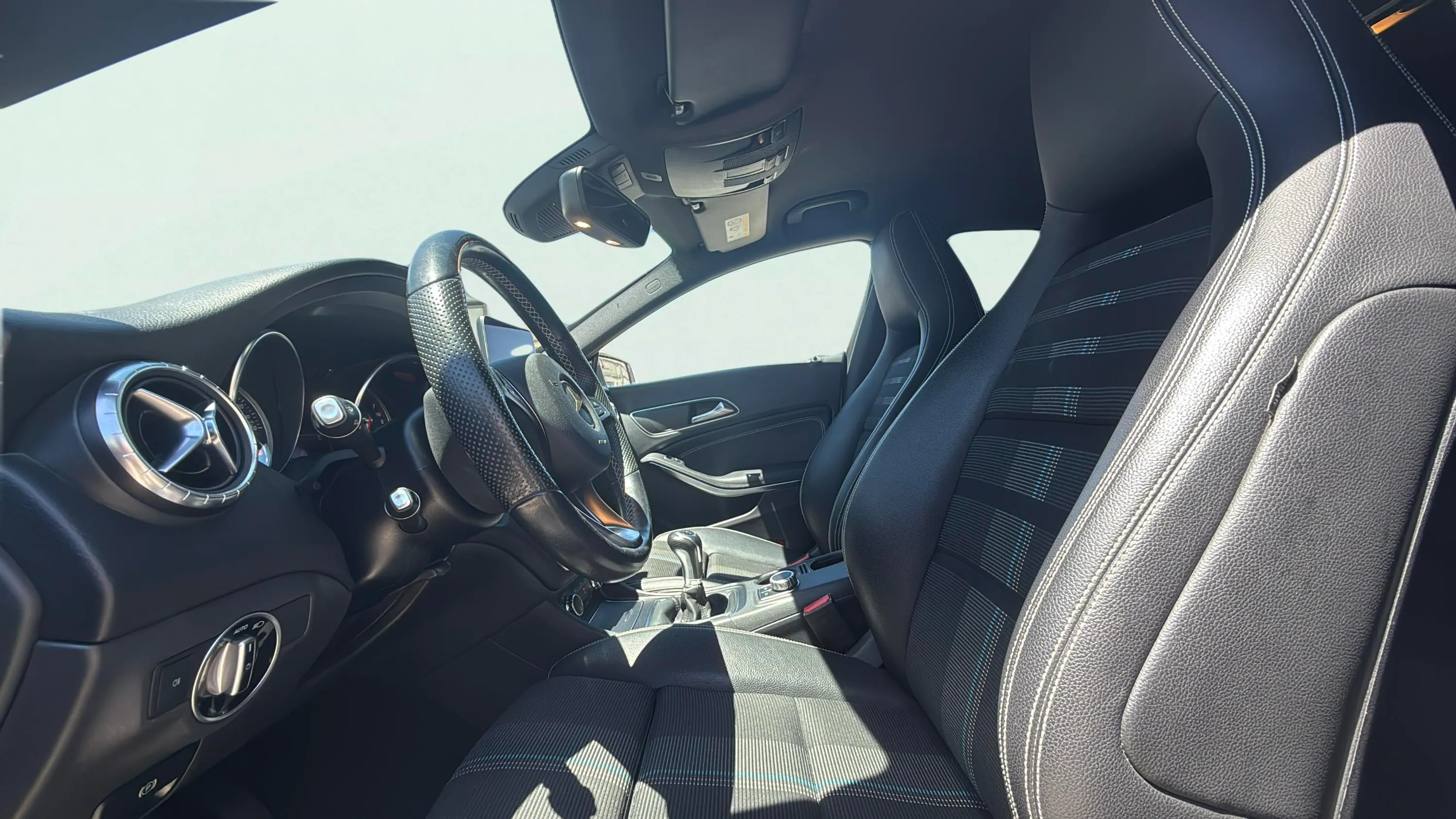Mercedes-Benz CLA 180 Shooting Brake - foto 15