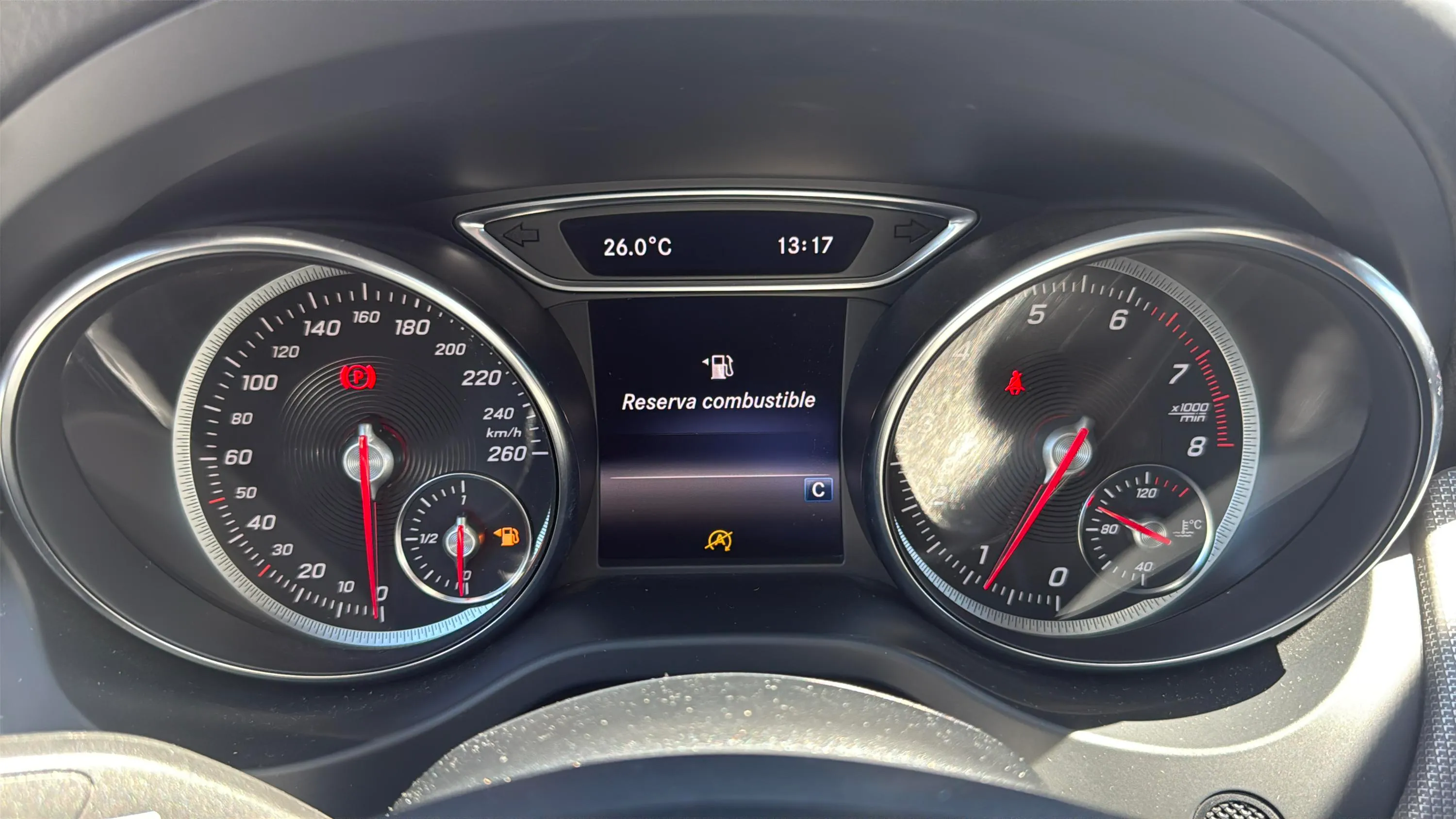 Mercedes-Benz CLA 180 Shooting Brake - foto 14