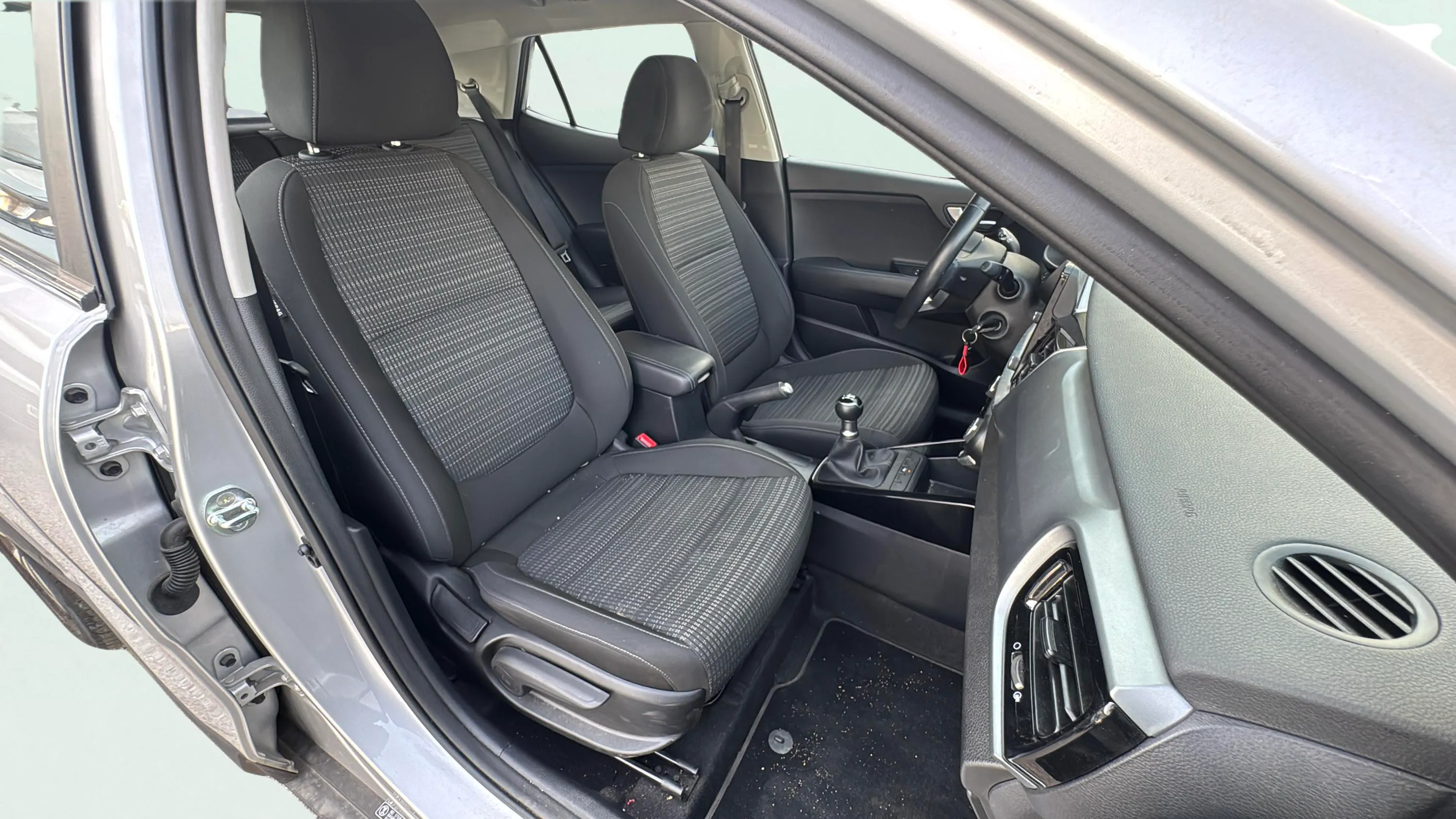 Kia Stonic 1.2 DPi Concept - foto 11