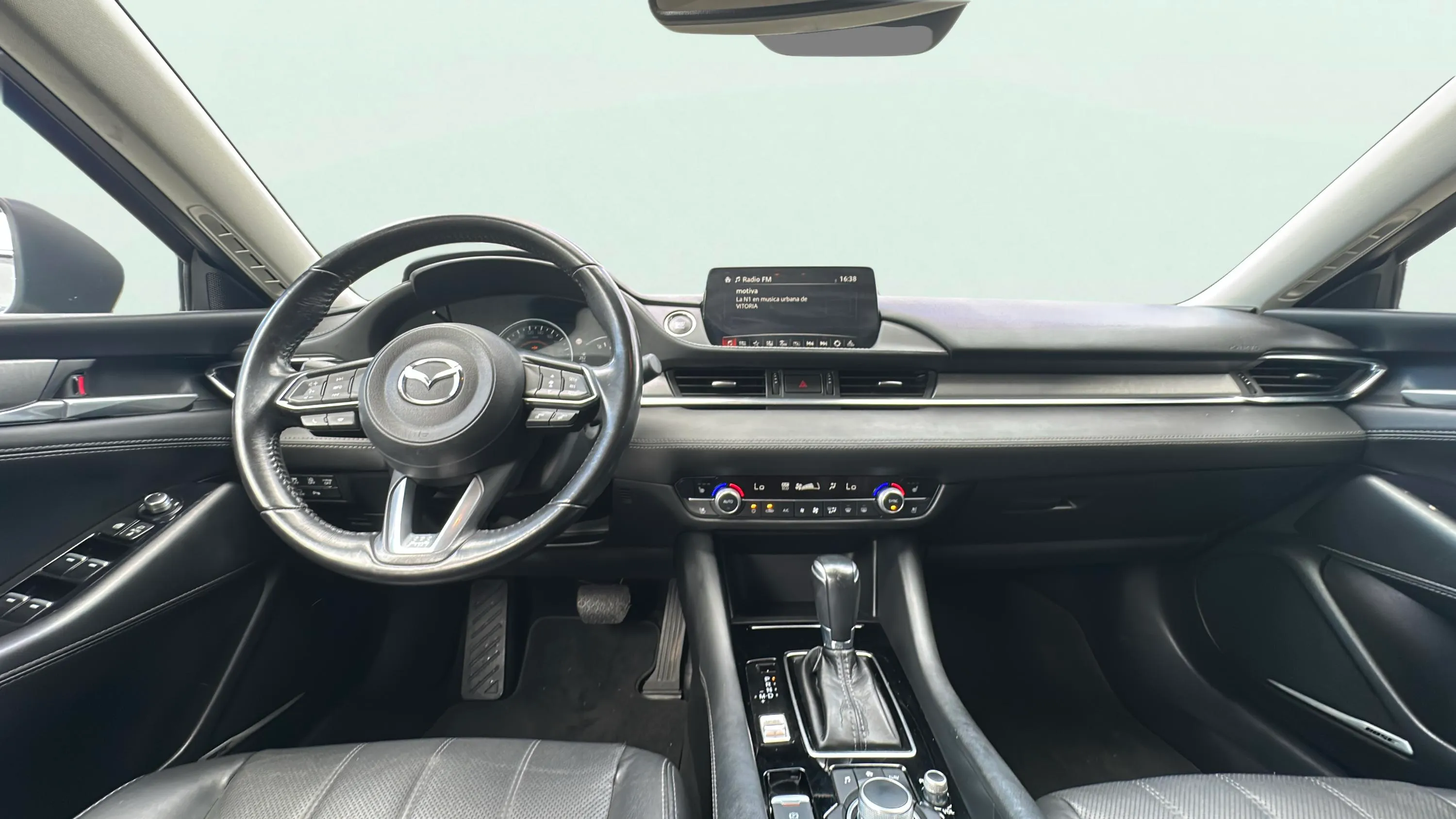 Mazda Mazda6 2.5 Skyactiv-G Zenith WGN - foto 14