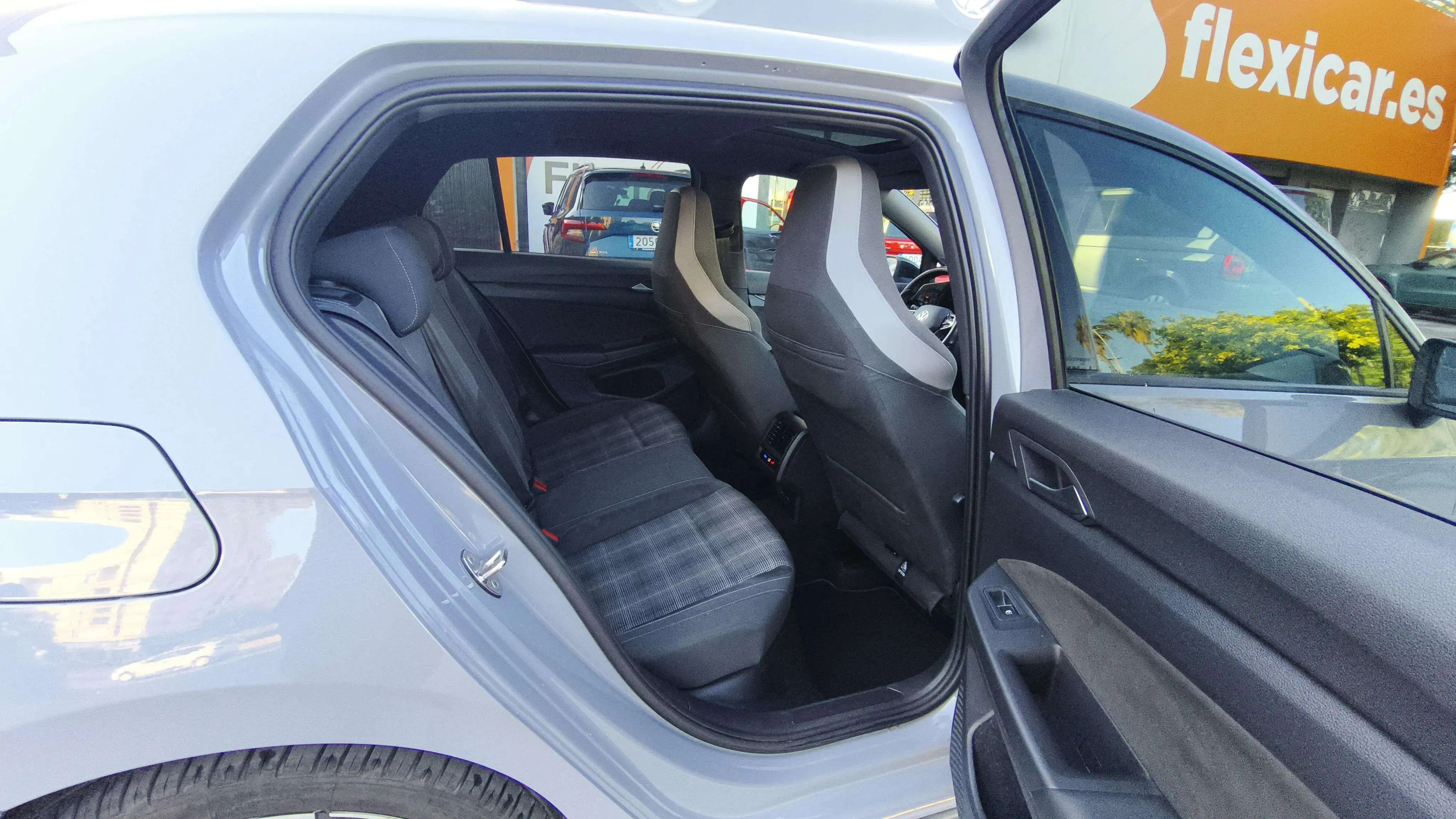 Volkswagen Golf GTD 2.0 - foto 18