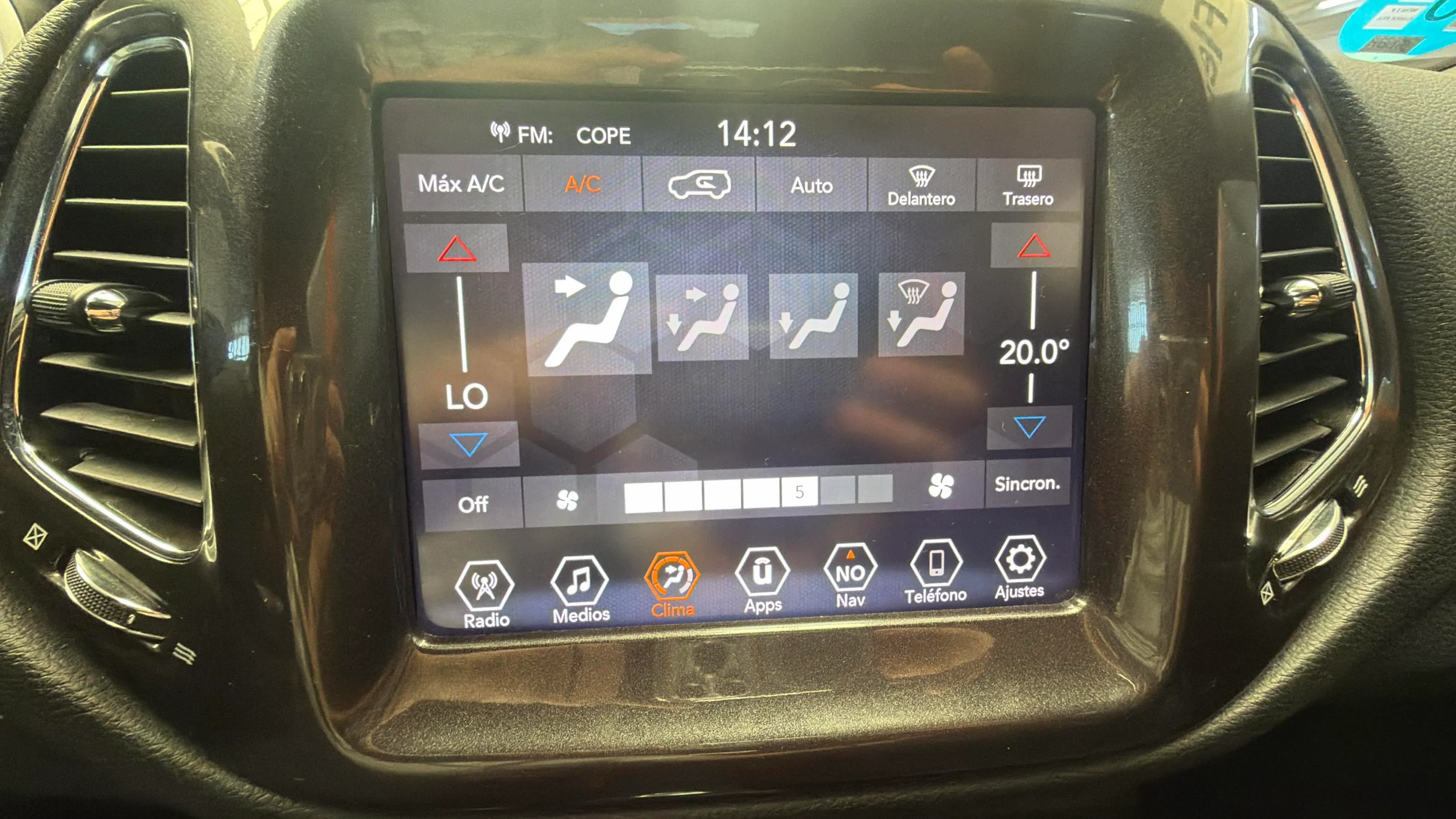 Jeep Compass 1.3 PHEV Limited AWD - foto 23