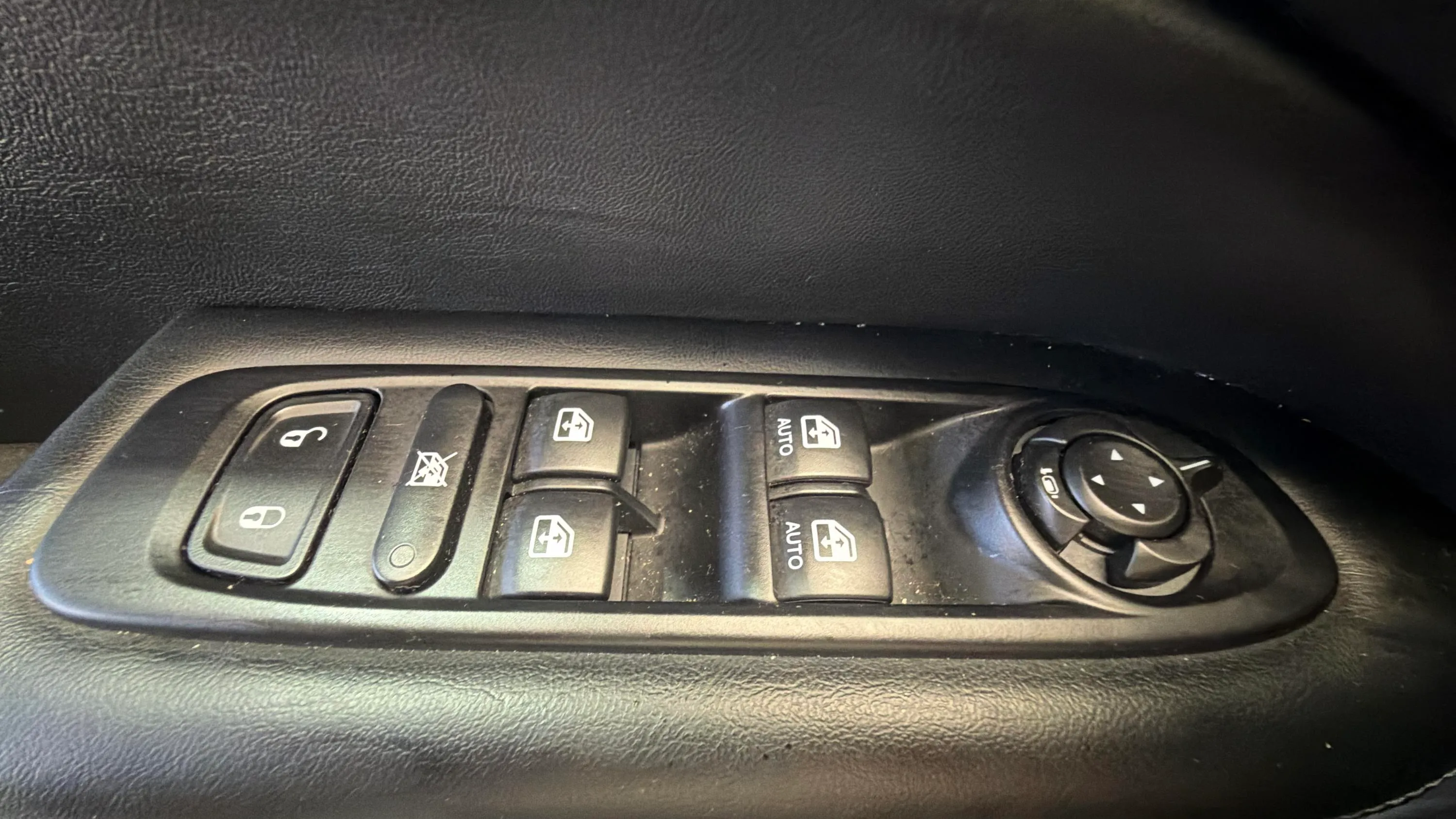 Jeep Compass 1.3 PHEV Limited AWD - foto 17