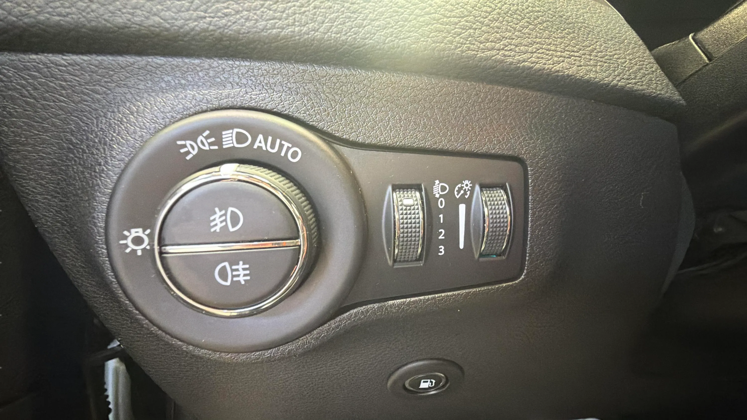 Jeep Compass 1.3 PHEV Limited AWD - foto 18
