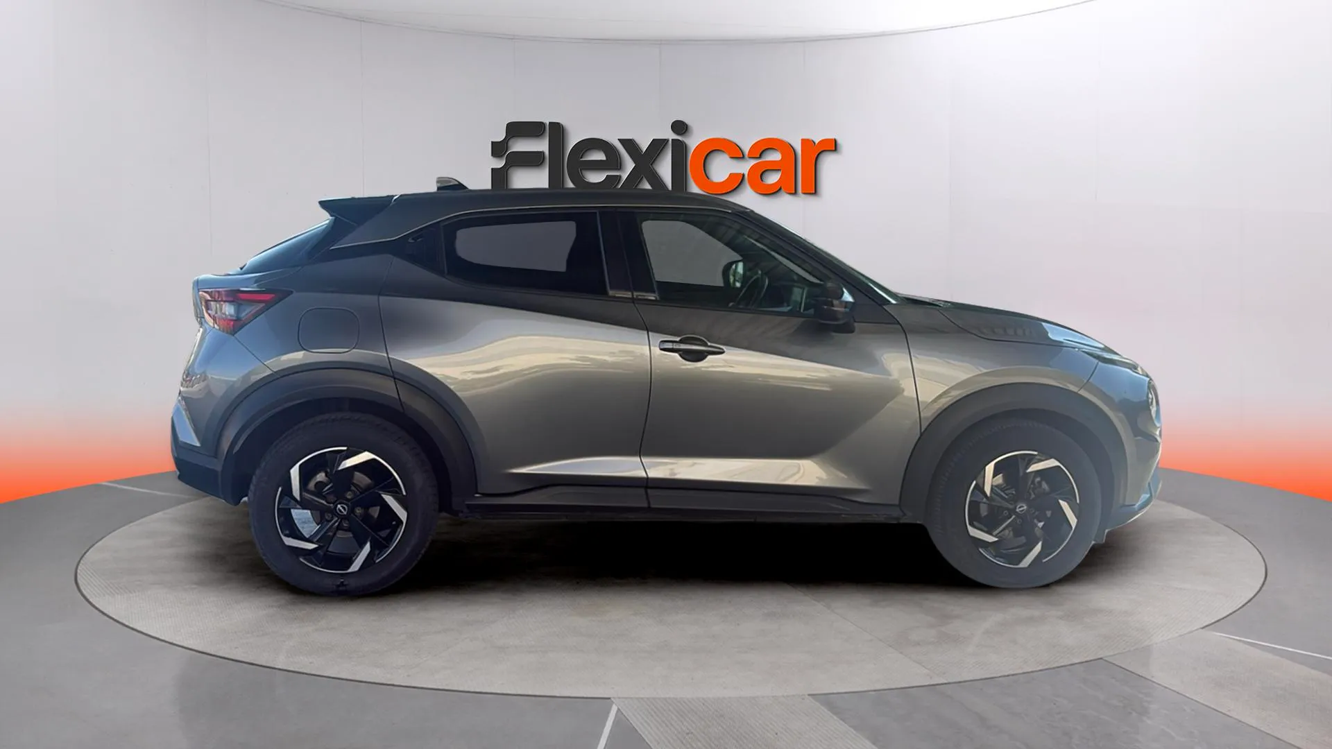 Nissan Juke DIG-T 6M/T Acenta - foto 8