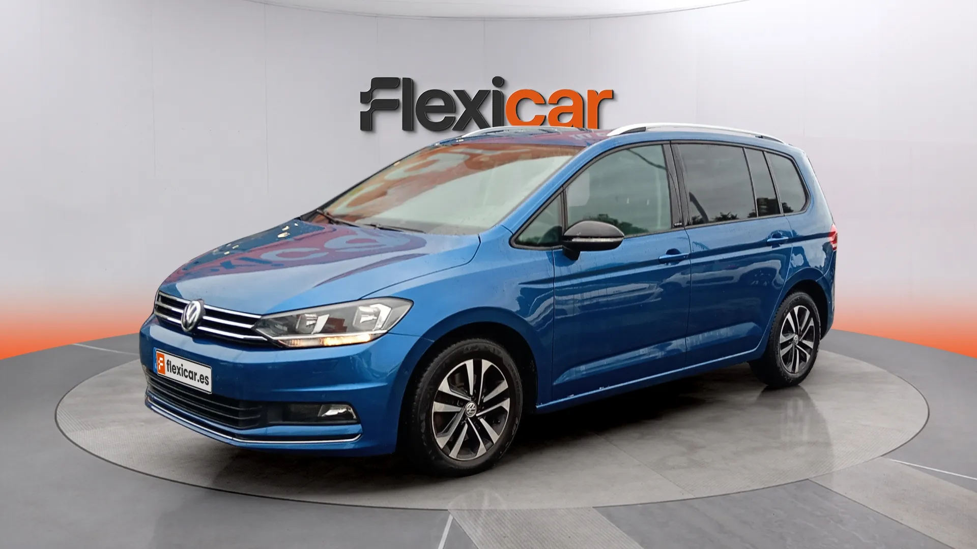 Volkswagen Touran Advance 2.0 TDI DSG - foto 3