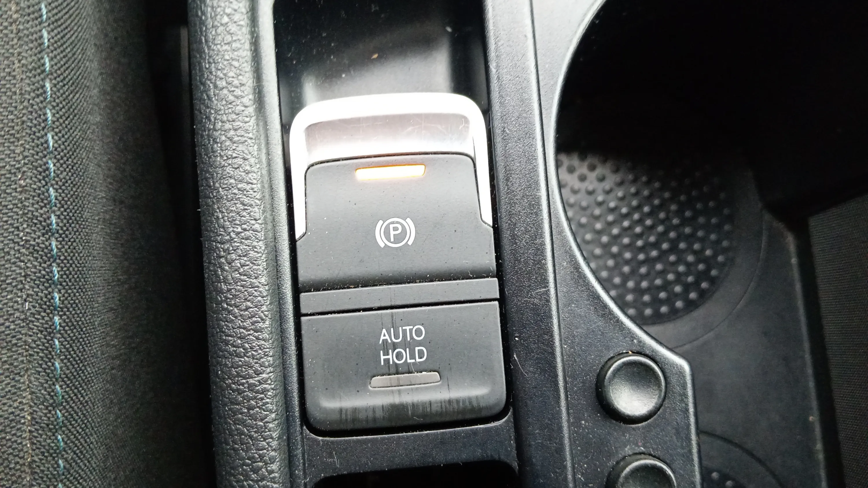 Volkswagen Touran Advance 2.0 TDI DSG - foto 17
