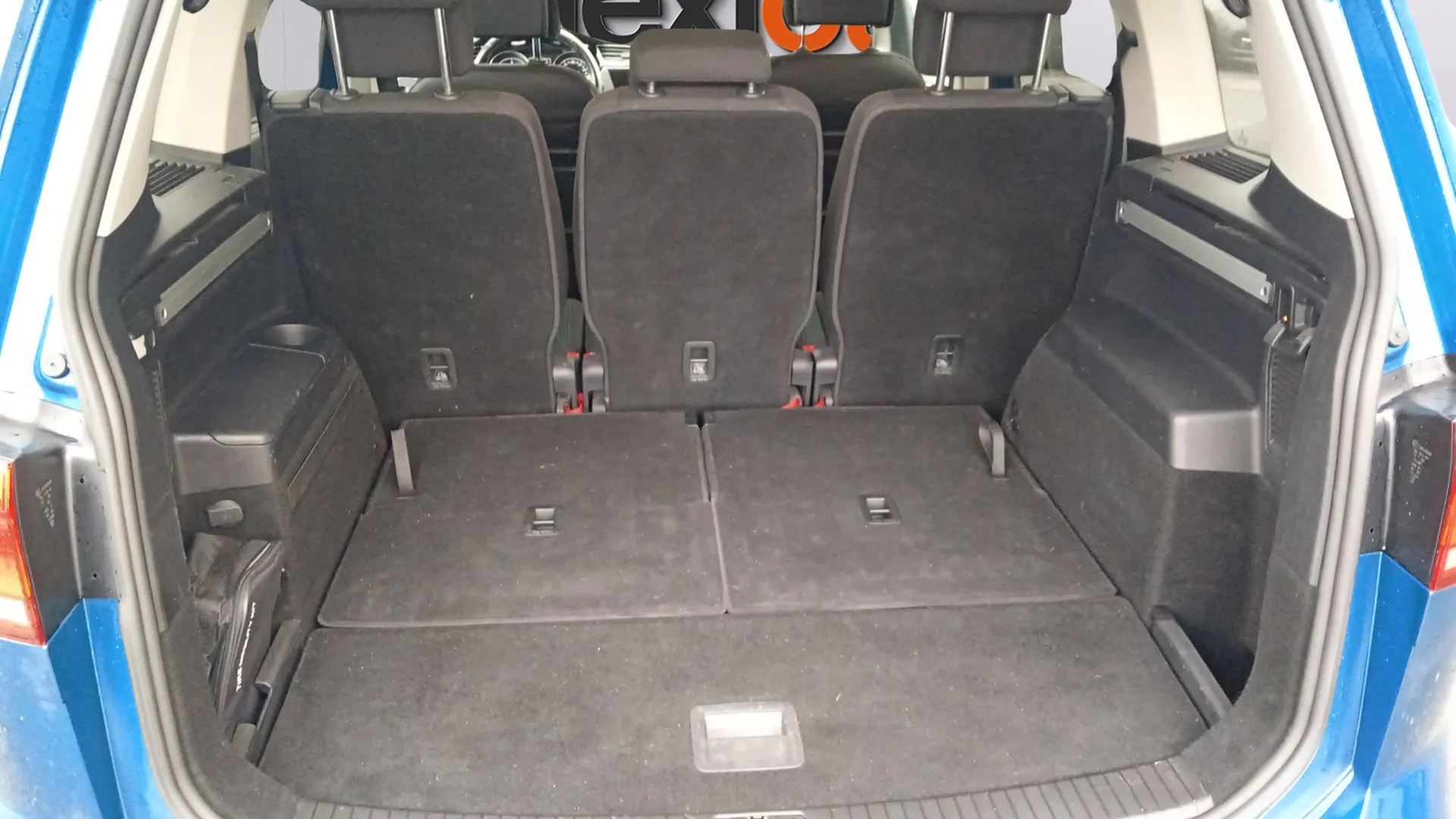 Volkswagen Touran Advance 2.0 TDI DSG - foto 9