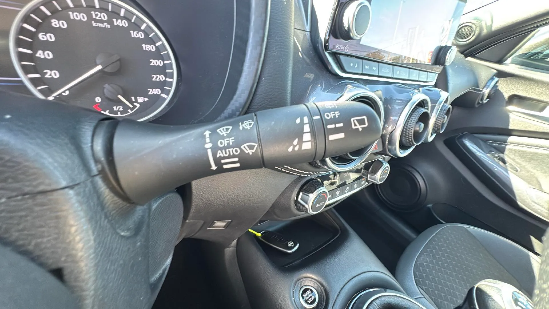Nissan Juke DIG-T Acenta - foto 16