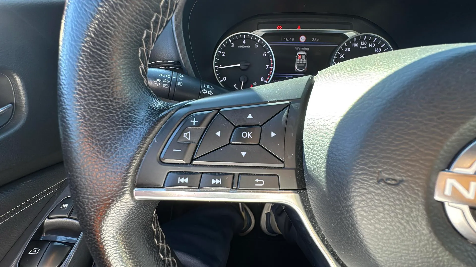 Nissan Juke DIG-T Acenta - foto 19