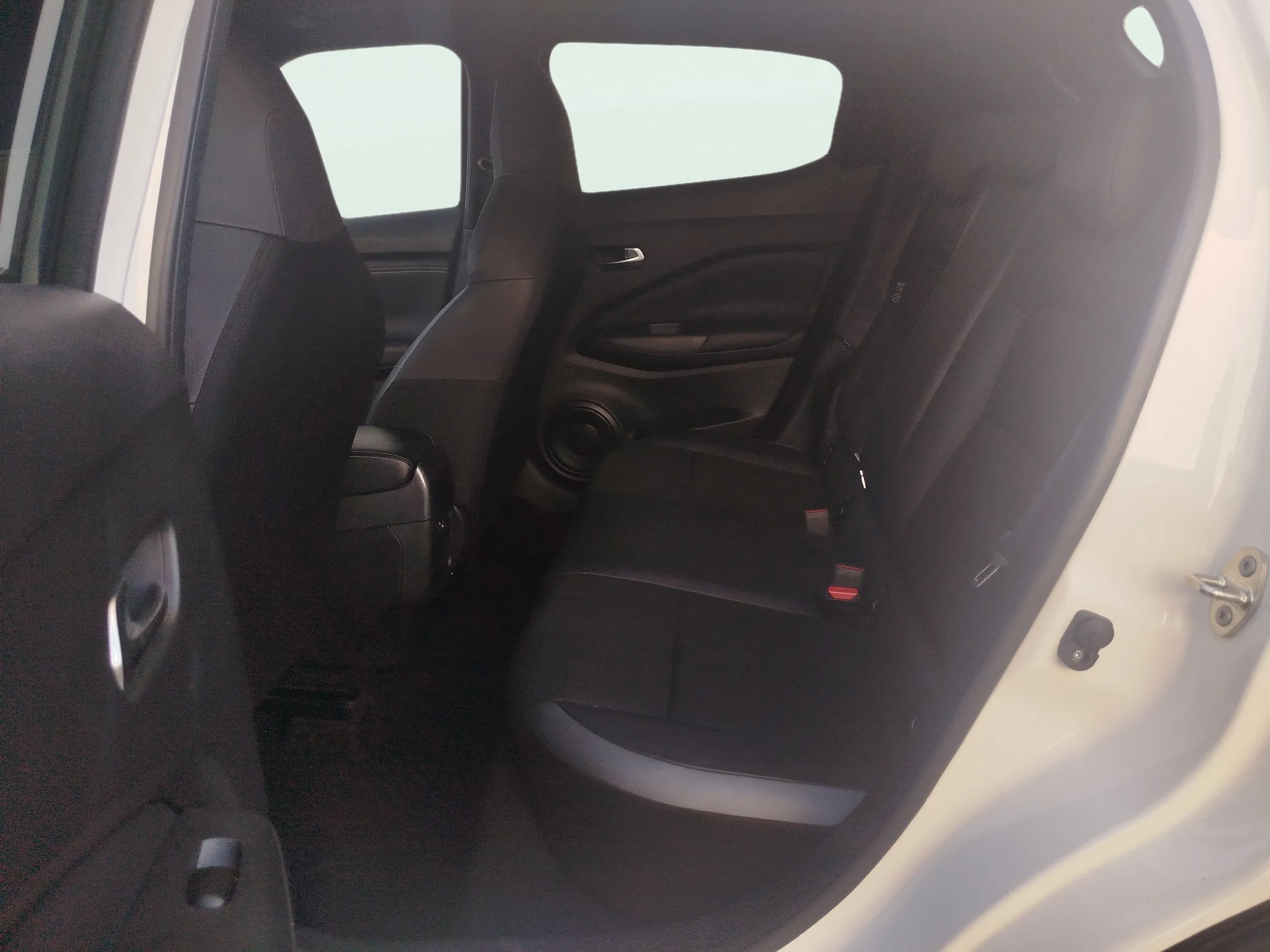 Nissan Juke DIG-T 6M/T Acenta - foto 16