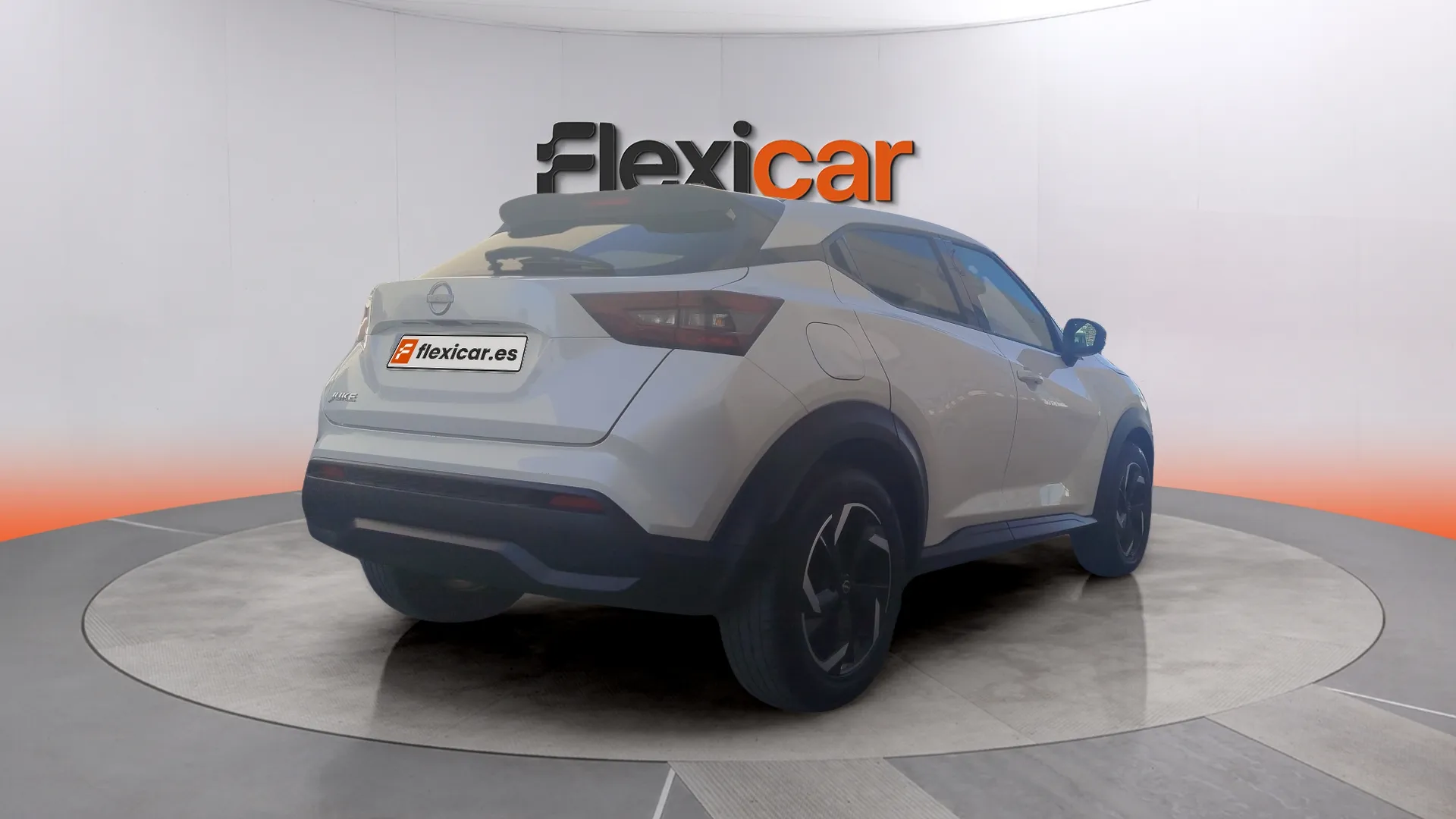 Nissan Juke DIG-T 6M/T Acenta - foto 8