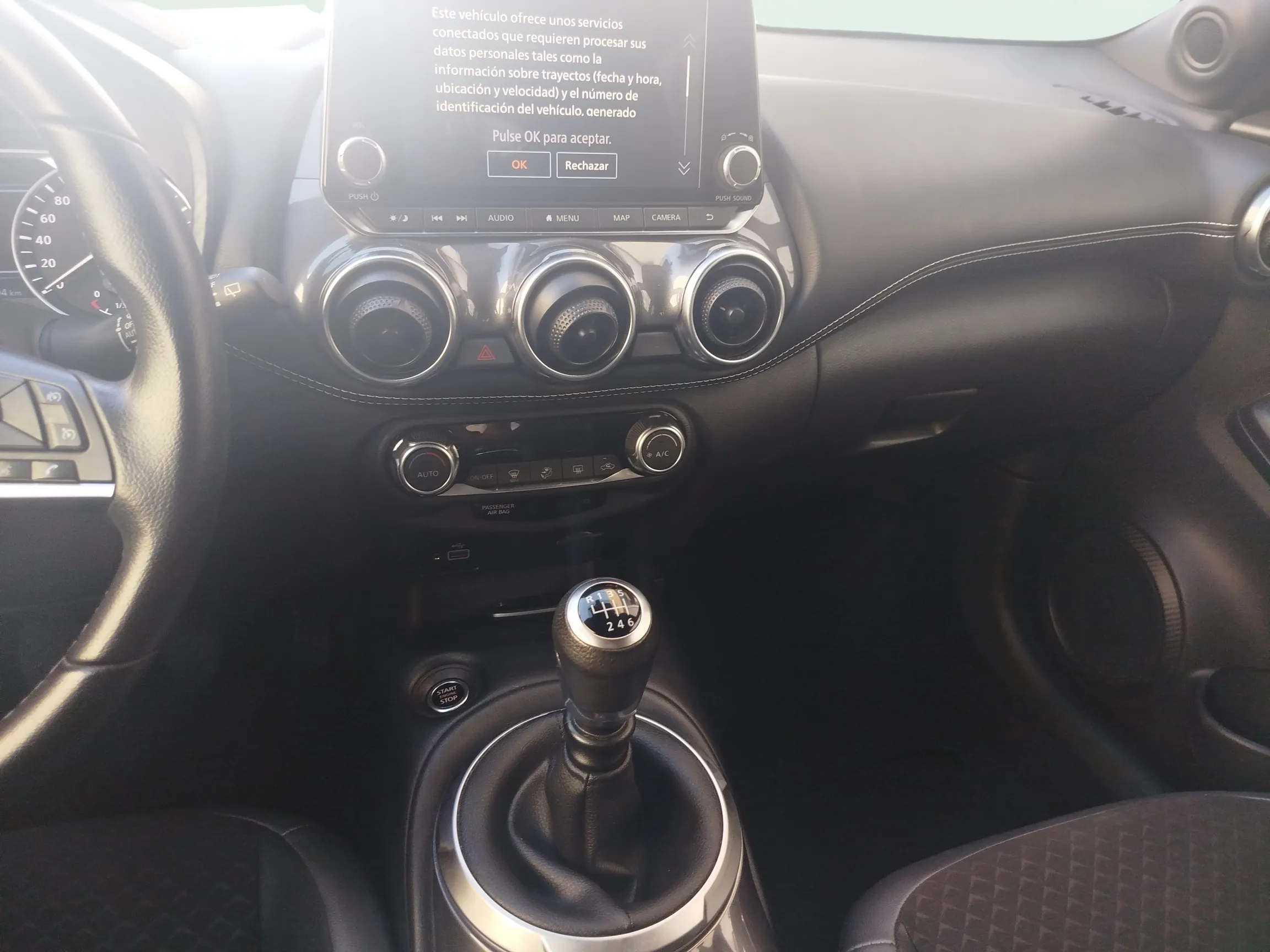 Nissan Juke DIG-T 6M/T Acenta - foto 13