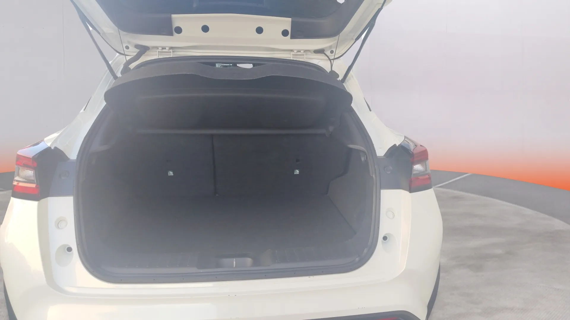 Nissan Juke DIG-T 6M/T Acenta - foto 9