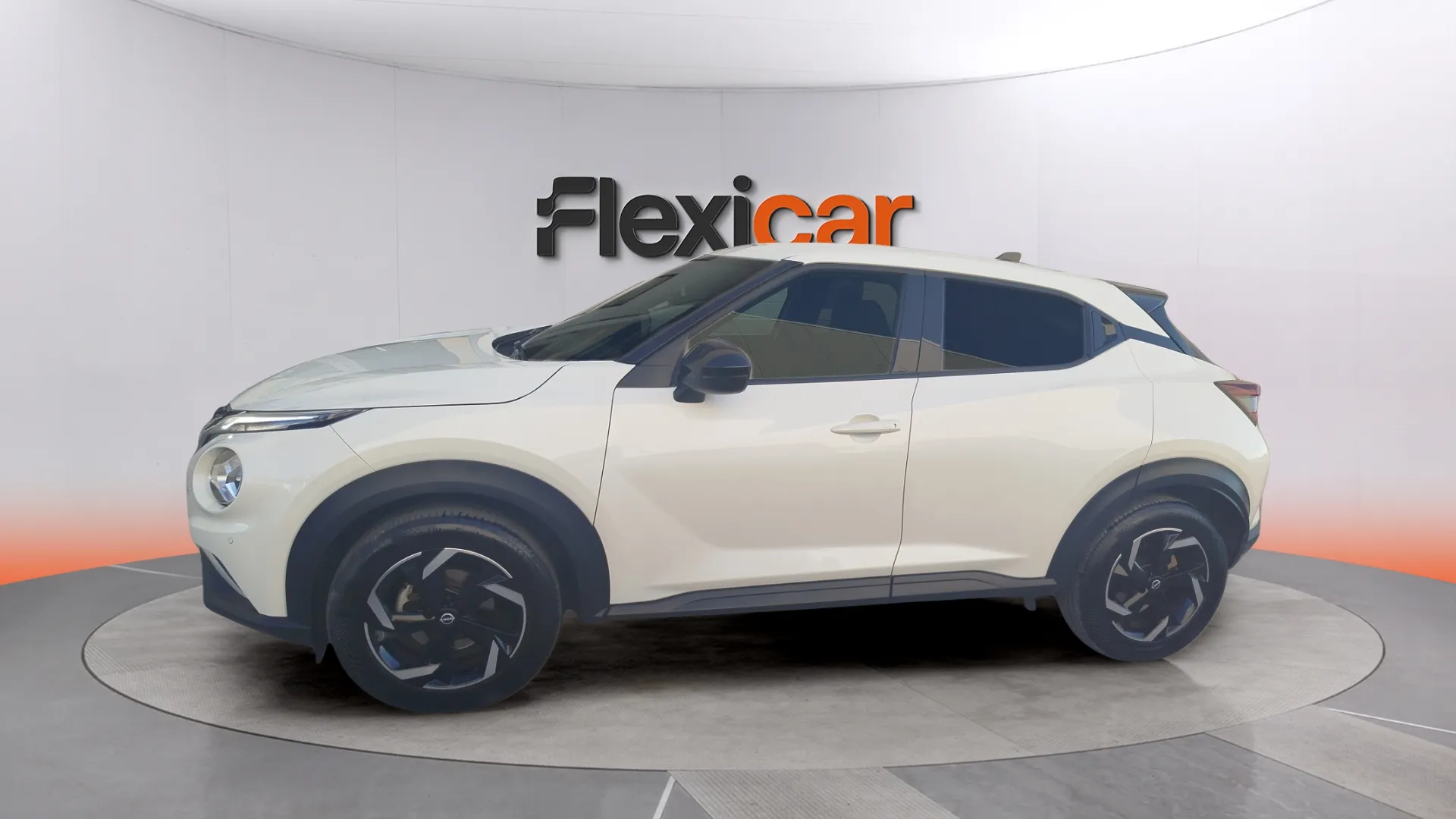 Nissan Juke DIG-T 6M/T Acenta - foto 4