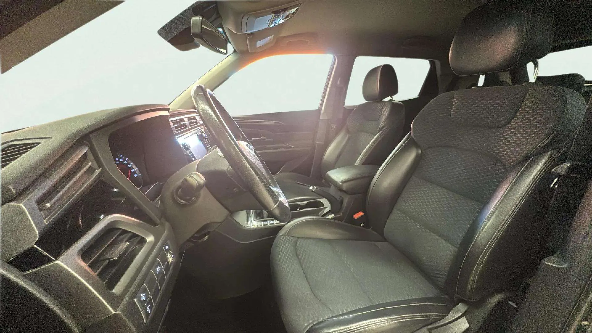 SsangYong Korando G15T LP Limited - foto 16
