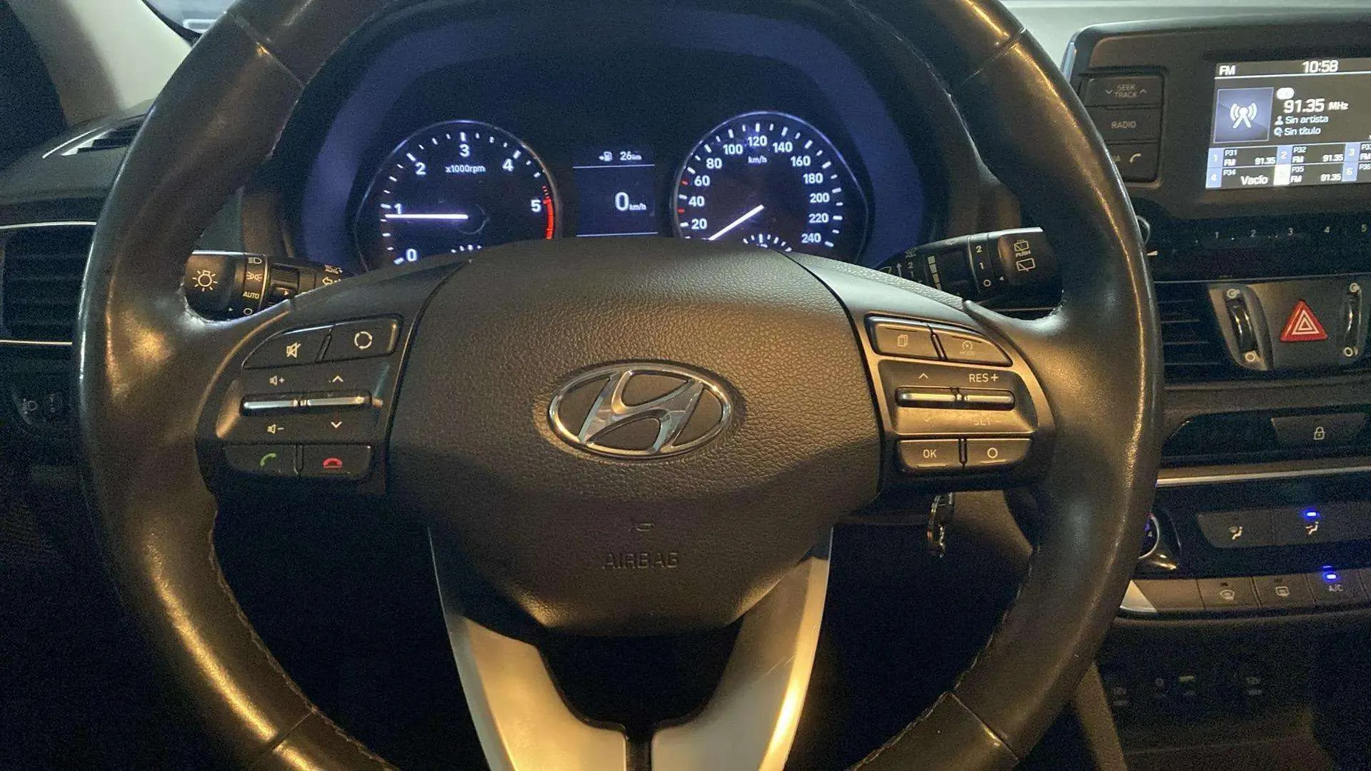 Hyundai i30 1.6 CRDi Go! - foto 10