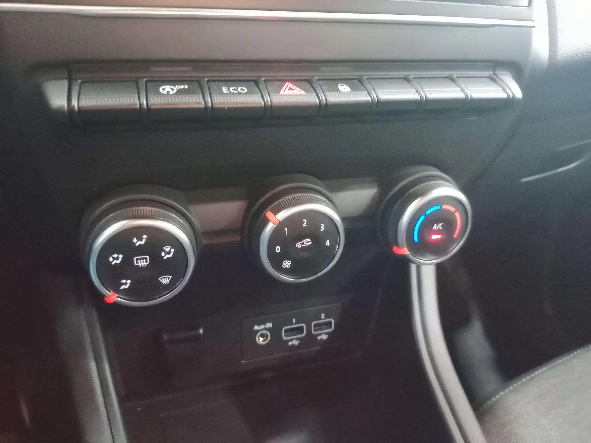 Renault Captur equilibre TCe - foto 17
