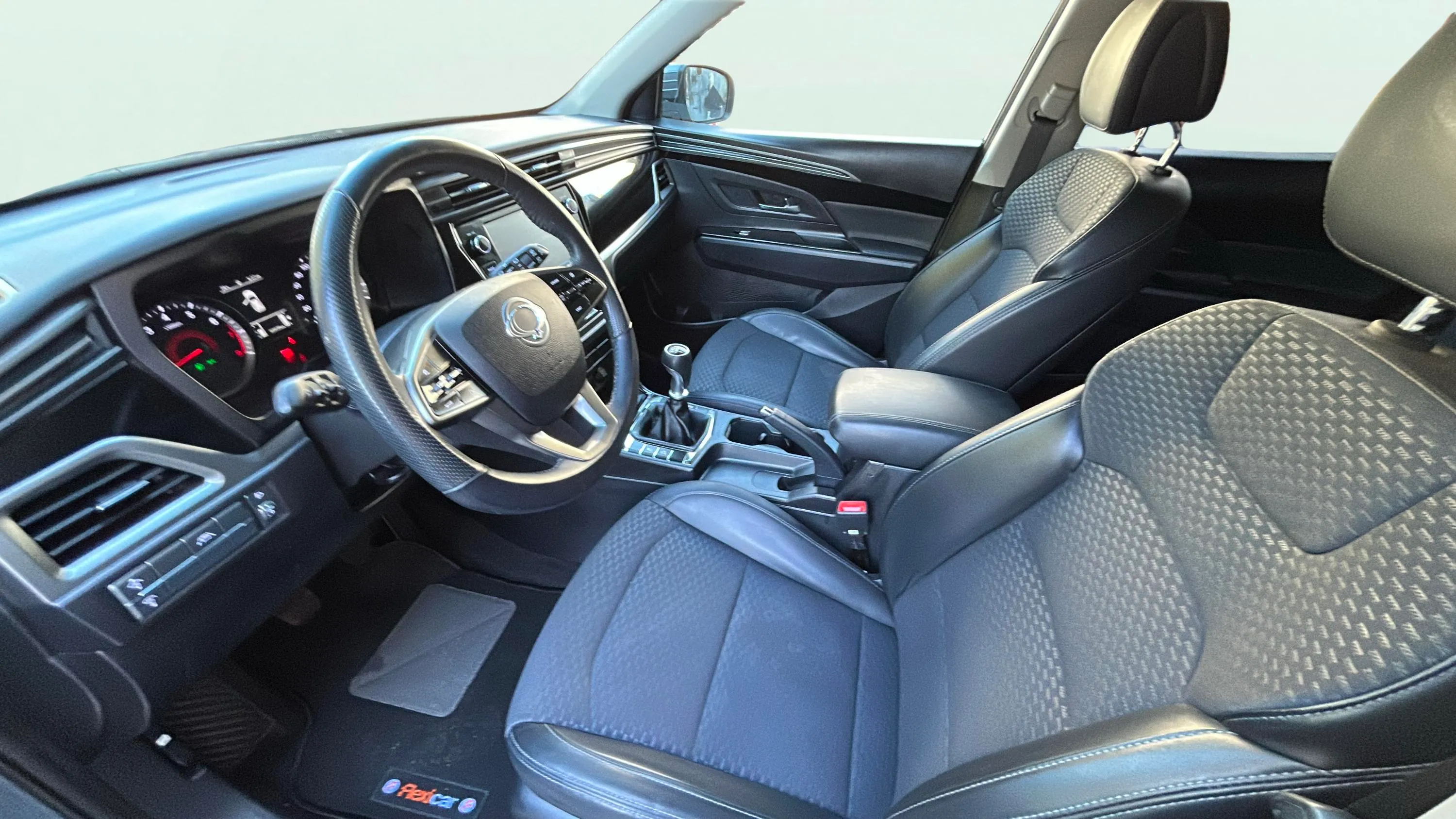 SsangYong Korando G15T LP Limited - foto 13